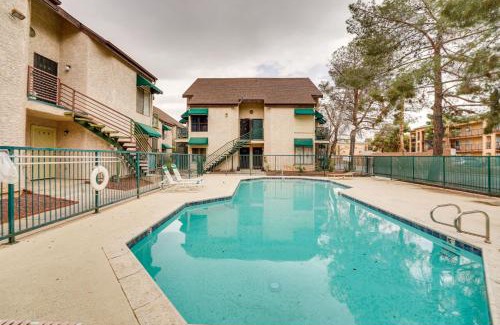 Las Vegas Apartamento | Vacation Rental Near Las Vegas Strip with Pool!
