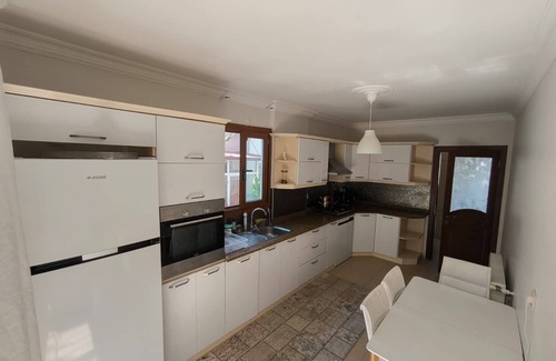 Guzelbahce Villa | Vacation Rental Villa Near the Beach – Daily & Weekly