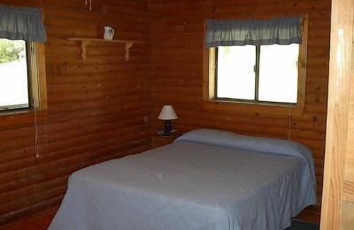Penn Valley Cabina | Alquiler de vacaciones con lago privado de pesca