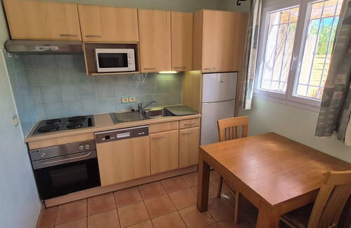 Tourrettes Apartamento | Vacation residence with garden and 2 swimming pools. Ideal for summer vacations.