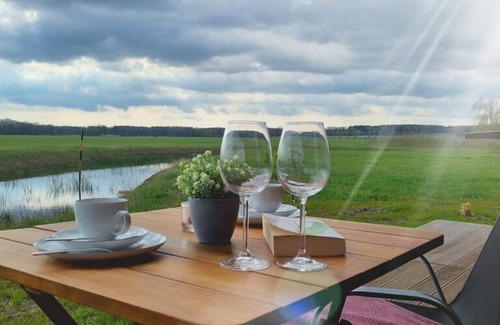 Quitzdorf am See Apartamento | Vacation room Hecht-Kammer with shower/WC
