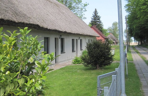Lassan Apartamento | Vacaciones bajo el techo de paja en el remanso frente a la isla de Usedom