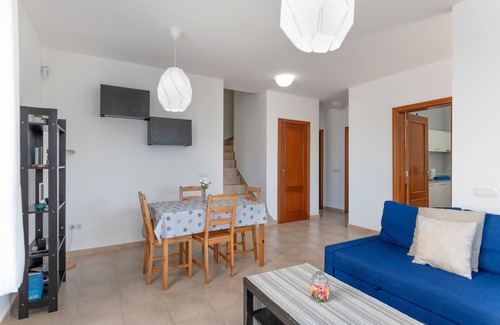 Playa Blanca Villa | Villa de vacaciones 'Luxury Lanzarote' con vistas al mar, piscina privada y Wi-Fi