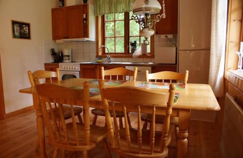 Sexdrega Chalet De Esquí | Holidays with a boat at the lake
