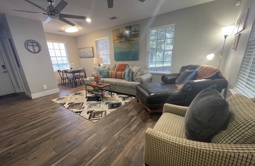 Bridgeport Casa | Vacay on the Lake-off of HWY 380