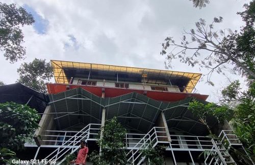 Elappara Chalet De Esquí | Vaga Entree