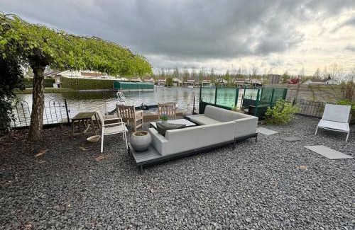 Vinkeveen Casa | Vakantiehuis aan het water