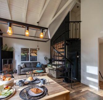 Municipality of Elburg Chalet De Esquí | Vakantiehuis Veluws Genieten met whirlpool en sauna