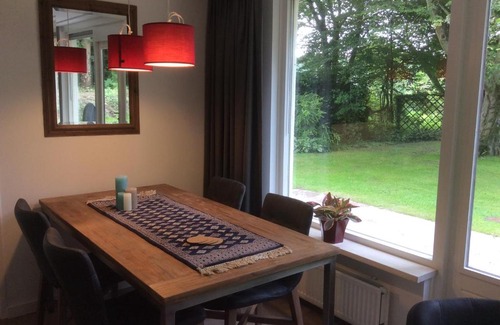 Oostvoorne Apartamento | Vakantiehuisje vlakbij de duinen