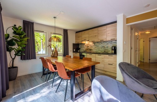 Municipality of Westerveld Chalet De Esquí | Vakantiepark De Wiltzangh - Fins Chalet Hottub 6