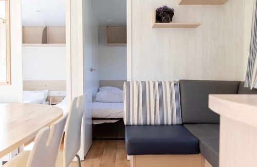 Jabbeke Chalet De Esquí | Vakantiepark Klein Strand - Comfort Chalet 6p