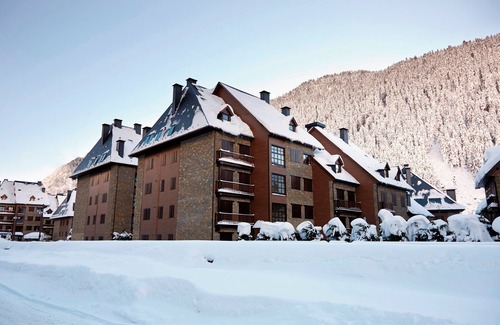 Casarilh Apartamento | Val de Ruda Luxe 39 by FeelFree Rentals