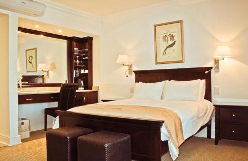 Drakenstein Casa | Val Du Charron Wine & Leisure Estate