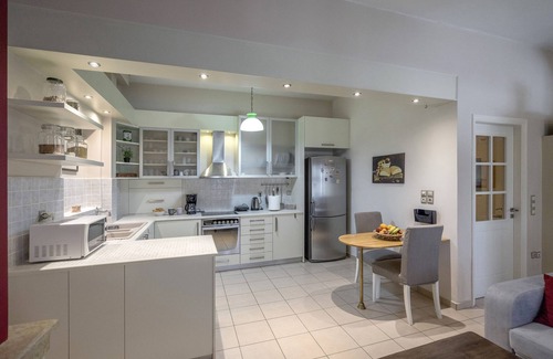 Agia Paraskevi Apartamento | Valashouse