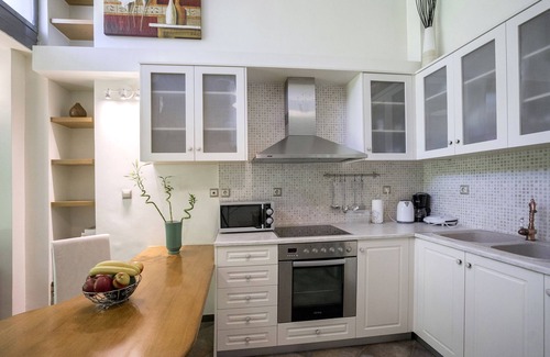 Agia Paraskevi Apartamento | Valashouse