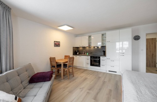 Vulpera Apartamento | Valbernard Studio 4201: Renovated and stylishly furnished Studio for a relaxing vacation