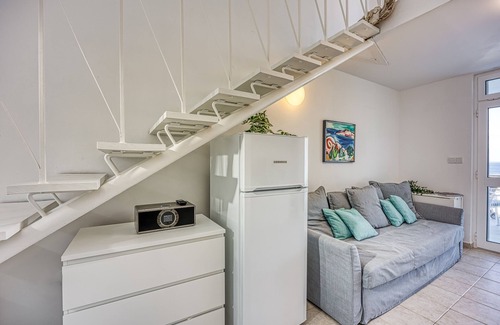Veli Losinj Apartamento | Valdarke Seaside Apartment, Mali Lošinj, Croatia