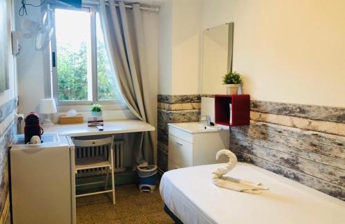 La Xerea Hotel | VALENCIA SUITS YOU Centro Histórico, Establecimiento Automatizado-Fast Auto Check in&Out, Solo para Adultos-Adults only