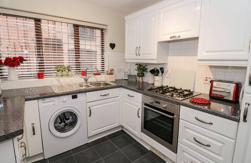 City Centre Cabaña | Valentines Cottage