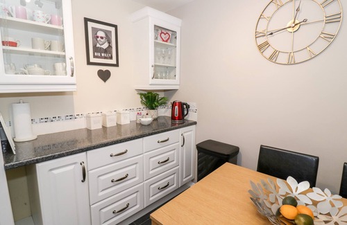 City Centre Cabaña | Valentines Cottage