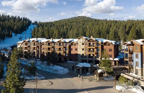 Truckee Complejo | Valentines in Tahoe! 4 days 3 nights