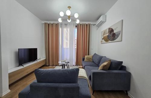 Tirana Apartamento | Valentino Zirkon