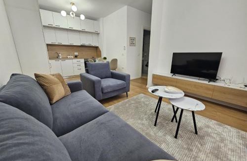 Tirana Apartamento | Valentino Zirkon