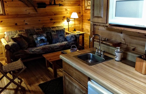 Boone Cabina | Valle Crucis Farm