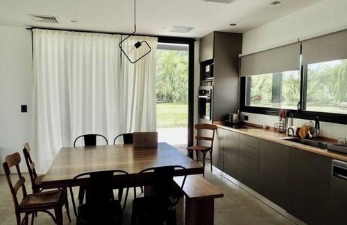 Tunuyan Casa | Valle de Uco Modern Chic w/ pool