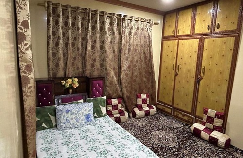 Srinagar Casa | VALLEY HONEY INN