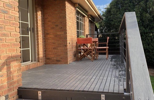 Healesville Casa | Valley House - stay with us in comfort