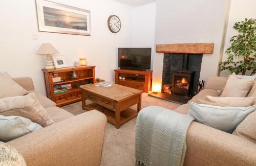 Holyhead Casa | Valley Pines
