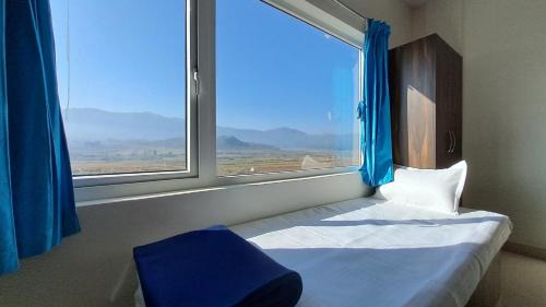 Ninnimamidi Complejo | Valley Springs Resorts