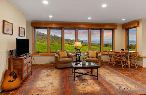 Livingston Casa | Valley View Lodge