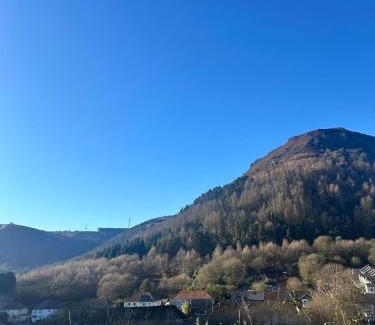 Blaencwm Casa | Valley View Tynewydd
