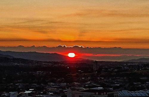 Rincon de Sabanilla Apartamento | Valley Views -Cozy and Matchless Views of San Jose