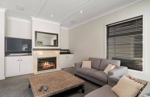 Cardrona Casa | VALLEY VILLA - CARDRONA HOLIDAY HOME, family friendly in Cardrona