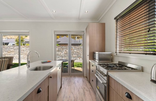 Cardrona Casa | VALLEY VILLA - CARDRONA HOLIDAY HOME, family friendly in Cardrona