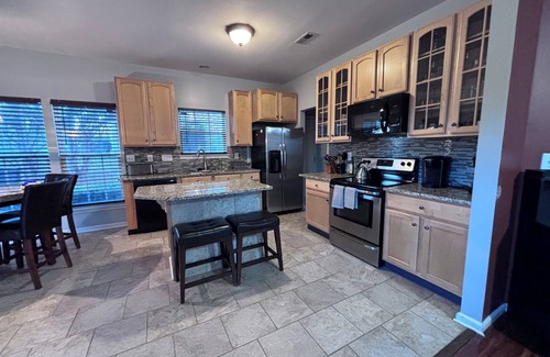 Prosperity Church Road Casa | Value Packed! 4-bedroom home with garage in Charlotte