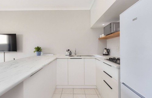 Gordons Bay Central Apartamento | Van Riebeeck 12 - Two Bedroom Apartment, Sleeps 4
