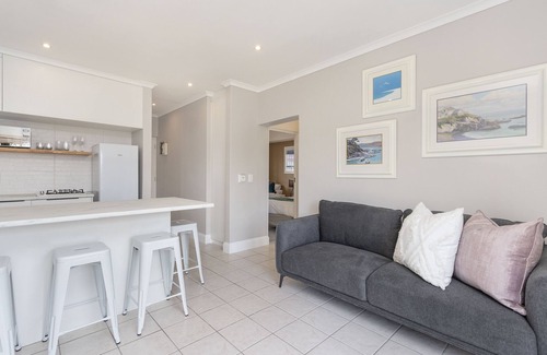 Gordons Bay Central Apartamento | Van Riebeeck 12 - Two Bedroom Apartment, Sleeps 4