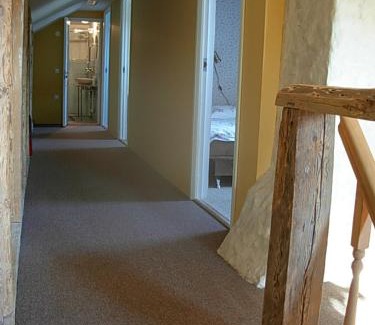 Suure-Jaani Casa | Vana Postimaja Accommodation