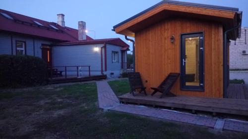 Suure-Jaani Casa | Vana Postimaja Accommodation
