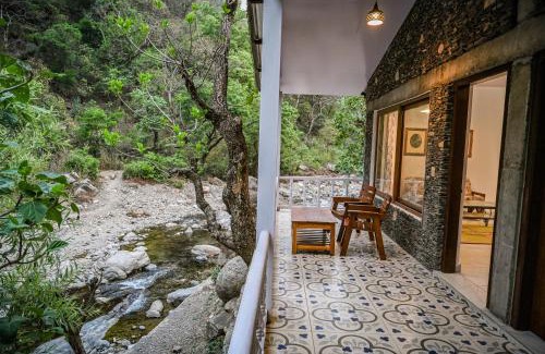 Tehri Cabina | Vanadevi Retreat
