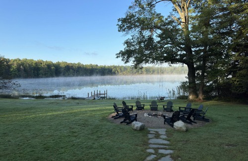 Cleveland Casa | Vanderkamp NY – Frank Soule Lodge 7 Bedroom Vintage Lakeview Lodge on 850 Acres