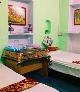 Allahabad Casa | Vardaan Rooms