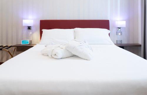 Downtown Casa | Varese Suites