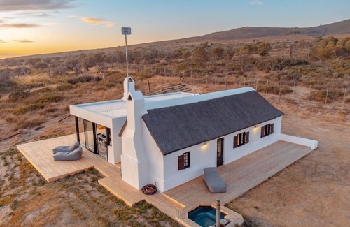 Yzerfontein Cabaña | Vast open spaces and tranquility awaits you