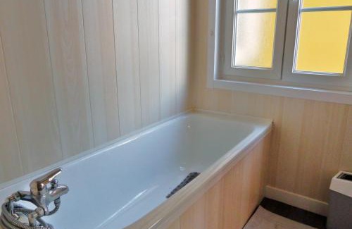 Eaux-Bonnes Apartamento | Vaste appartement, lumineux, 8 couchages