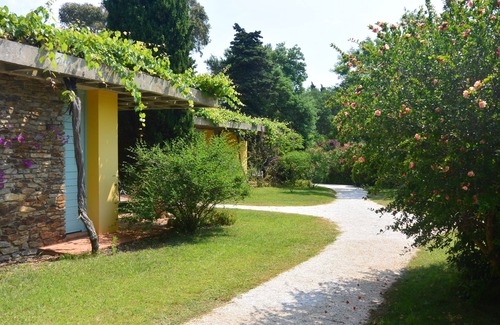 Porquerolles Casa | Vaste Maison D'architecte Avec Jardin Arboré